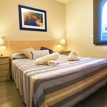 Hidalgo Only Families Villa Cambrils