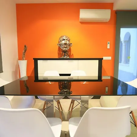 Hidalgo Only Families Villa