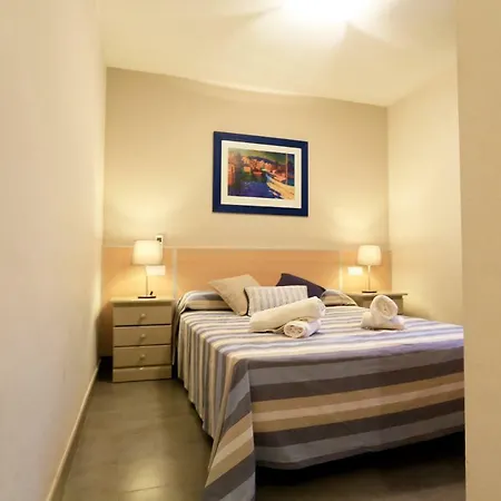 Hidalgo Only Families Villa Cambrils